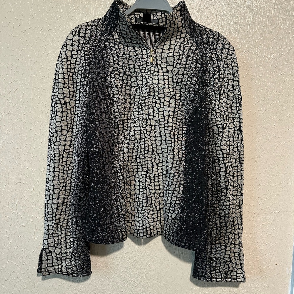 St. John Zip Up Jacket Animal Print Size 8 Stretchy Santana Knit